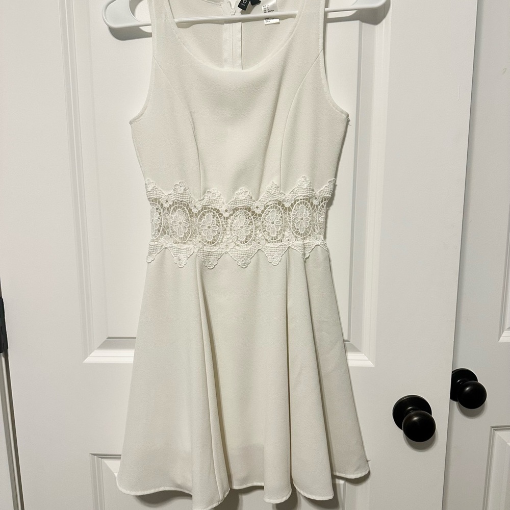 H&M White Dress with lace size 2